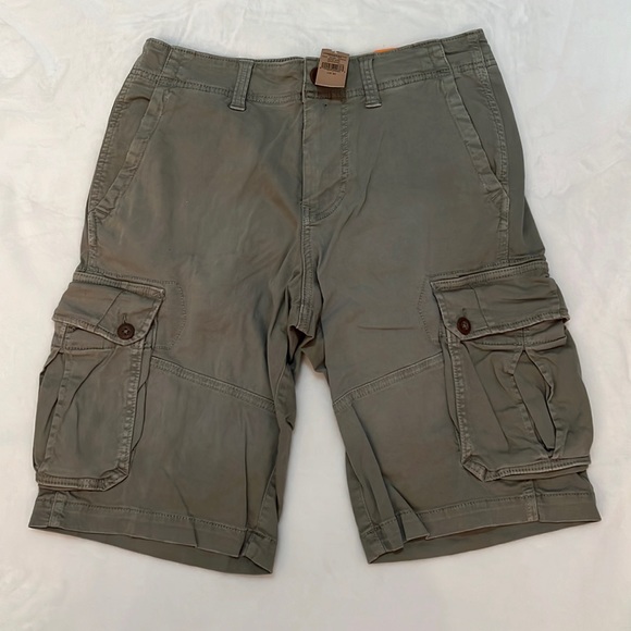 American Eagle, Men’s 30 waist, Olive - Picture 1 of 3